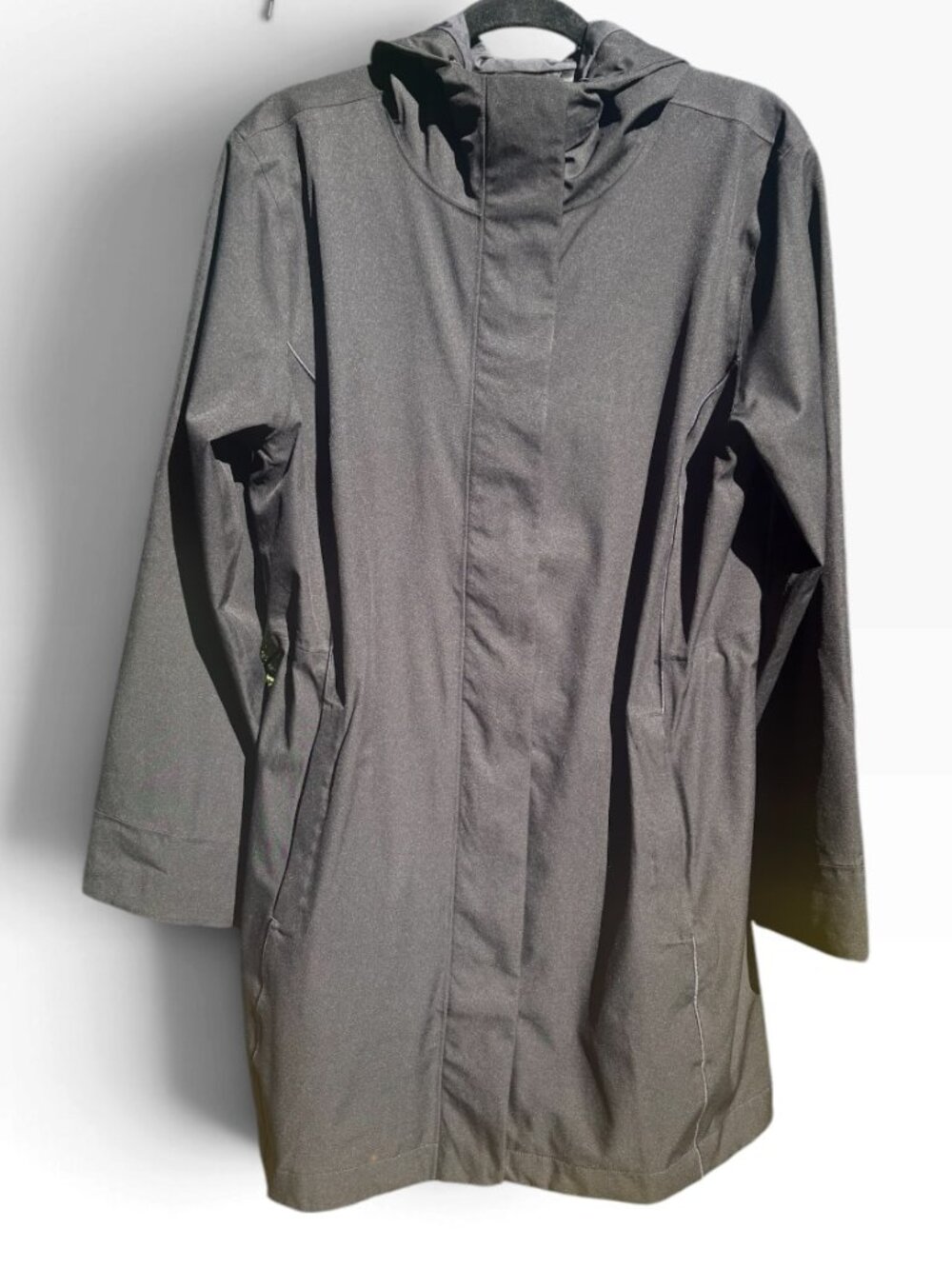 Athleta Women's Rainout Ridge Trench in black size Medium